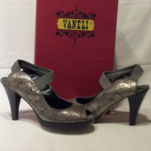 VANELI Plaza Silver Print Heels - Picture 6 of 7